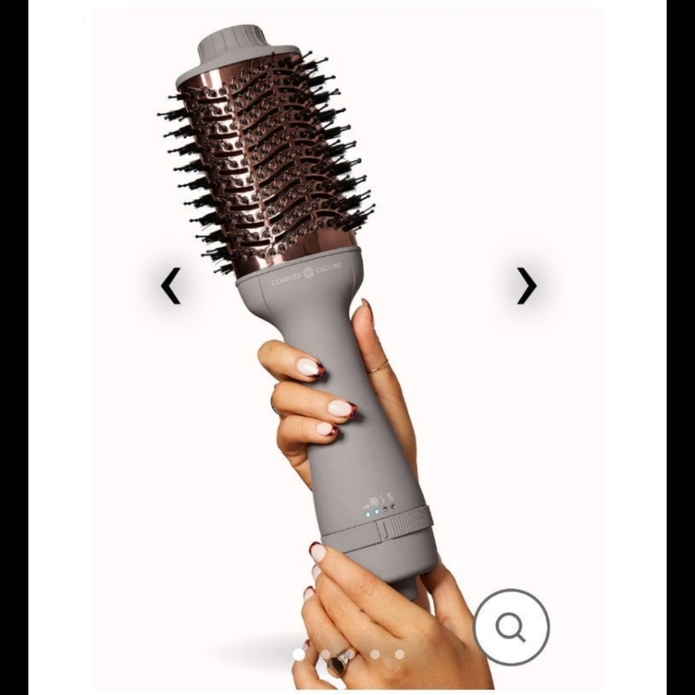 Complex Culture Smoothing Blowout Brush